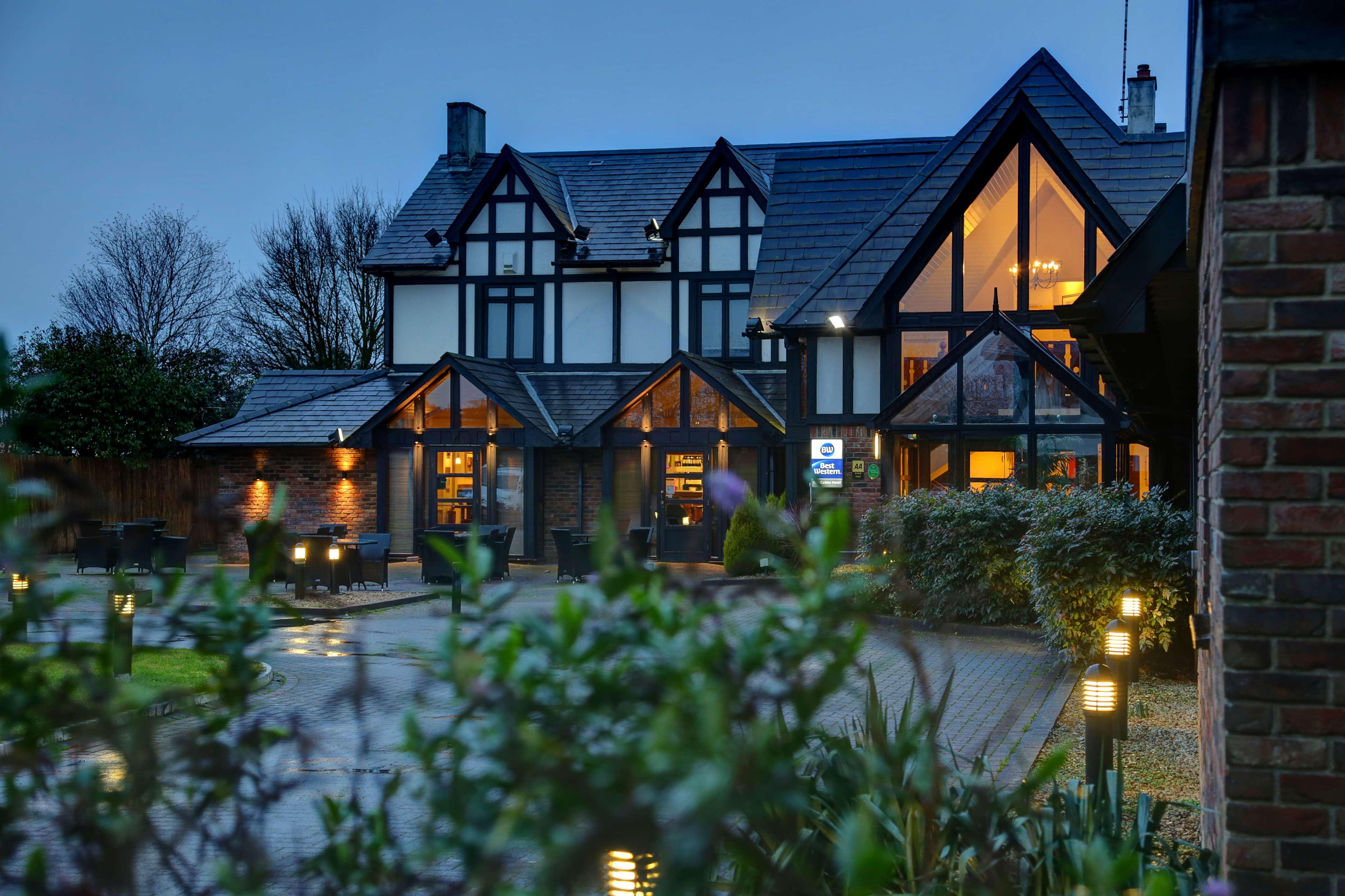 Best Western Gables Hotel Falfield Exterior photo