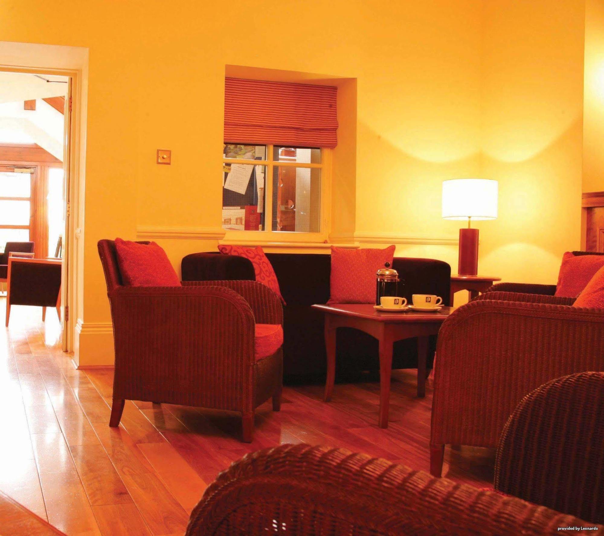 Best Western Gables Hotel Falfield Interior photo
